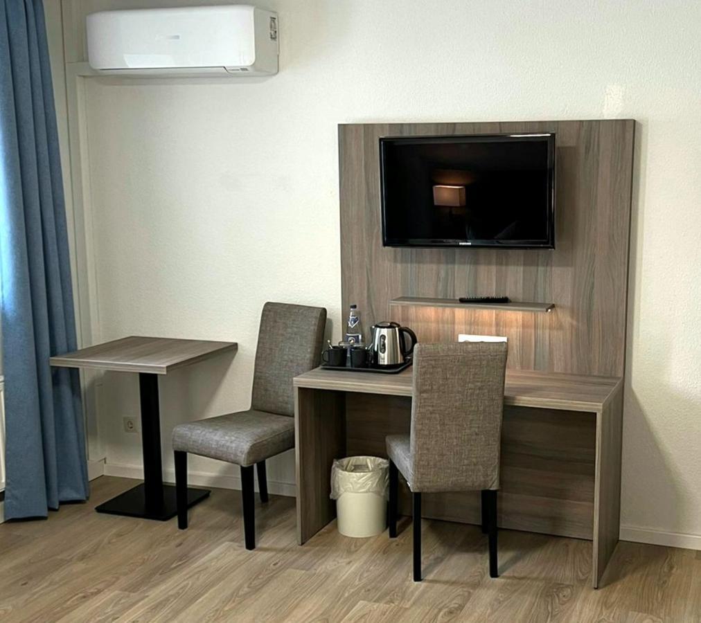 יינה Hotel Villa Am Paradies מראה חיצוני תמונה