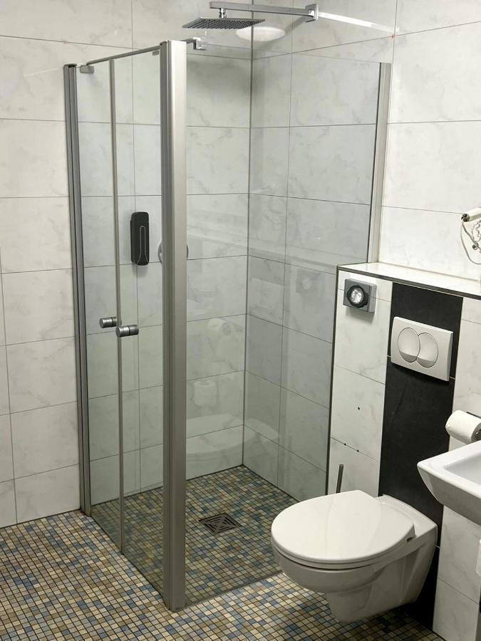 יינה Hotel Villa Am Paradies מראה חיצוני תמונה