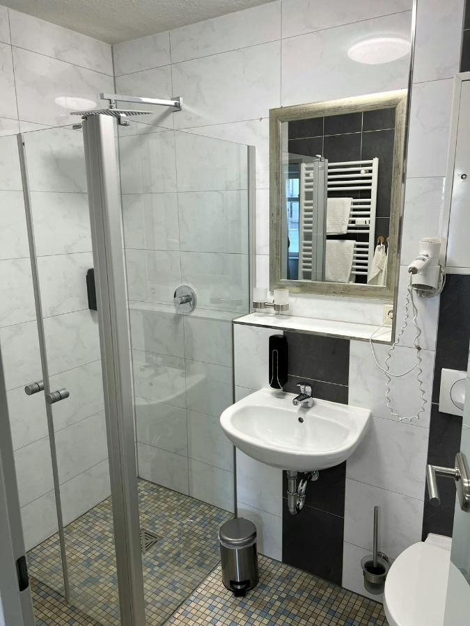 יינה Hotel Villa Am Paradies מראה חיצוני תמונה